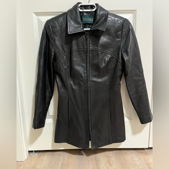 Vintage Danier leather coat - Picture 1 of 3